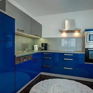 Carin Deluxe I , Vienna Austria